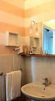 Pozzetto Hotell 3*
