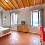 מלון Pozzetto לאבנו-מומבלו