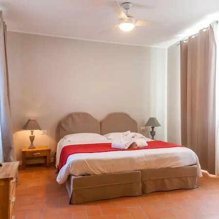 Pozzetto Hotell 3*