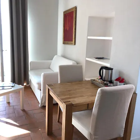 Pozzetto Hotell 3*