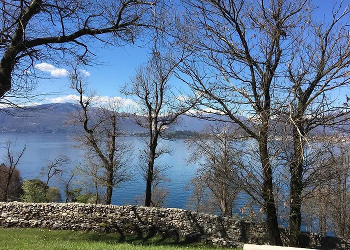 Pozzetto Hotel Laveno-Mombello