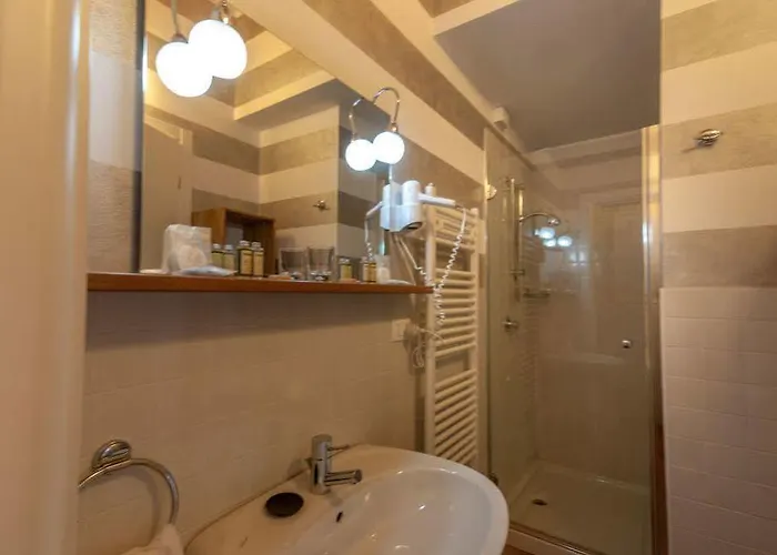 Pozzetto 3* 라베노-몸벨로