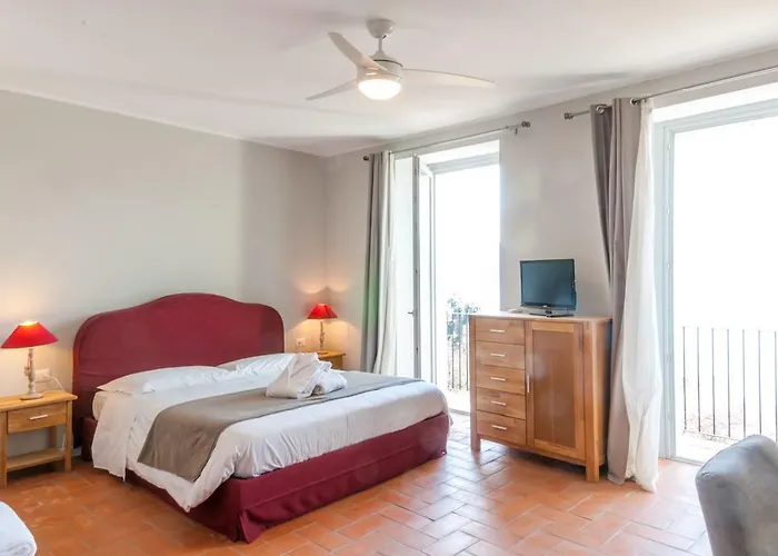 Pozzetto Hotel Laveno-Mombello